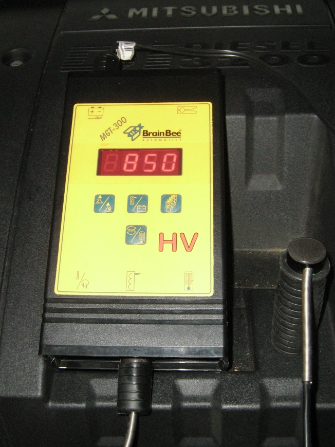 BrainBee Emission tester RPM and oil temp sender